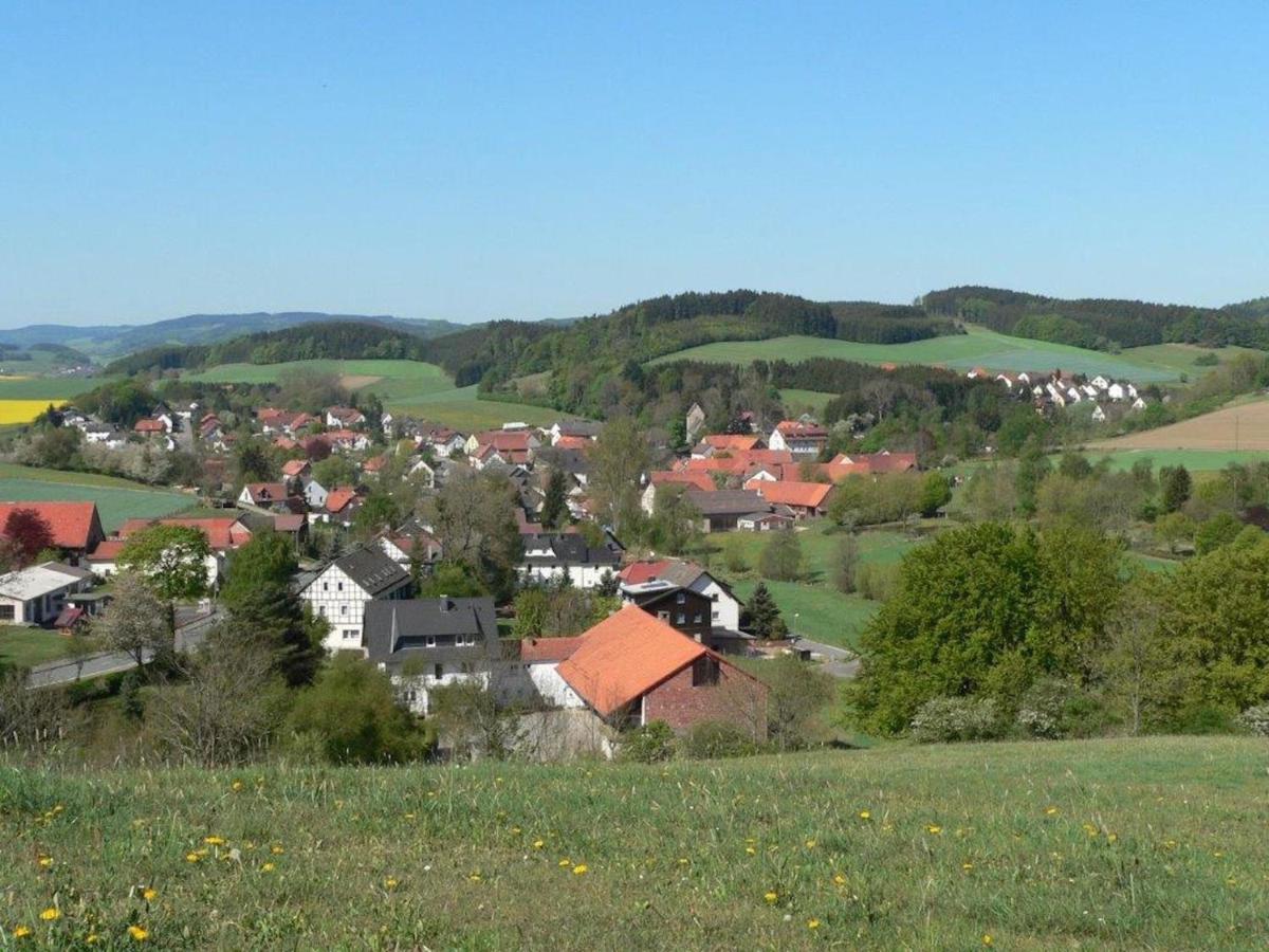 Quiet Holiday Home With Terrace Korbach Kültér fotó