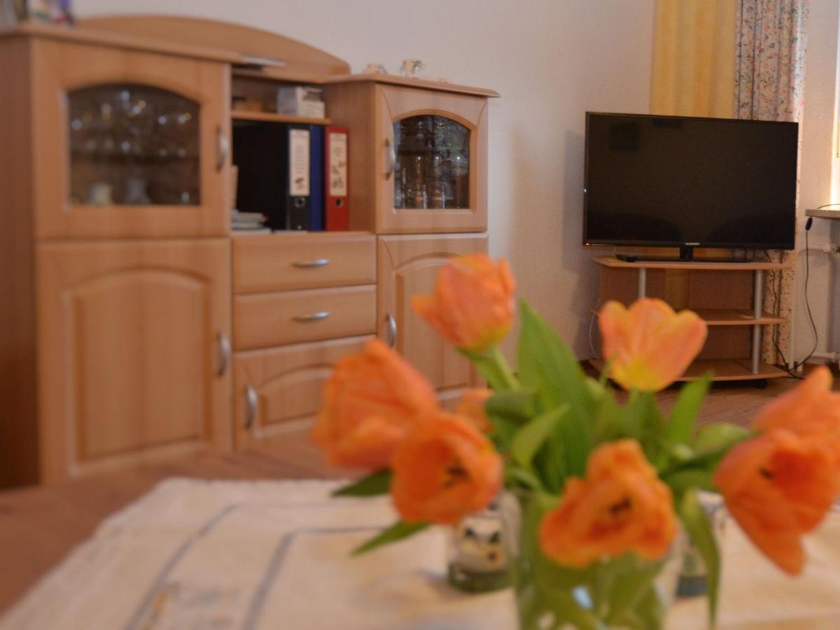 Quiet Holiday Home With Terrace Korbach Kültér fotó